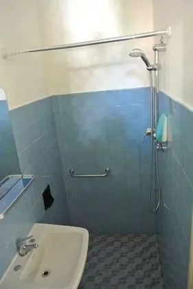 Üç Kişilik Oda