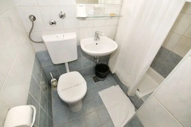 Economy Tek Büyük veya İki Ayrı Yataklı Oda, Balkon, Deniz Manzaralı