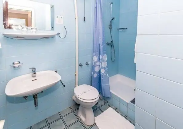 Economy Tek Büyük veya İki Ayrı Yataklı Oda, Balkon, Deniz Manzaralı