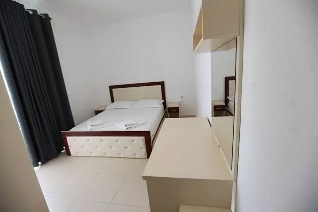 Economy Tek Büyük Yataklı Oda