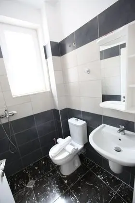 Economy Tek Büyük Yataklı Oda