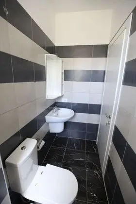 Economy Tek Büyük Yataklı Oda