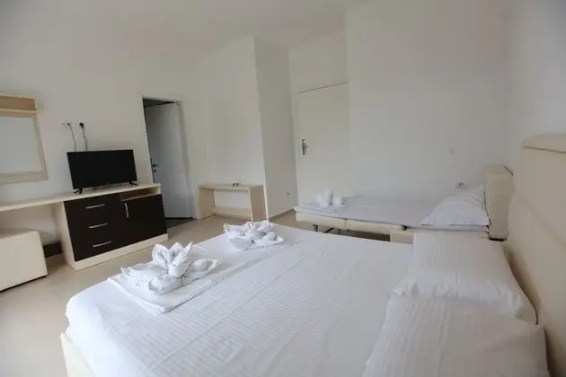 Üç Kişilik Oda, Balkon