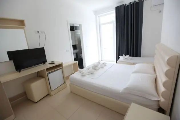 Üç Kişilik Oda, Balkon