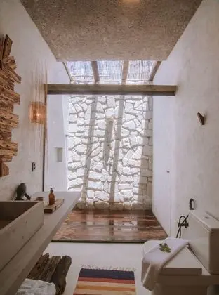 Suite Zai