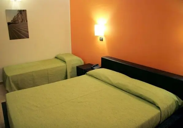 Deluxe Üç Kişilik Oda