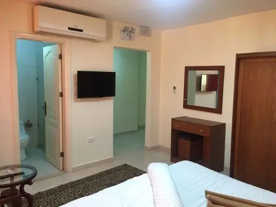Tek Büyük Yataklı Oda, 1 Çift Kişilik Yatak