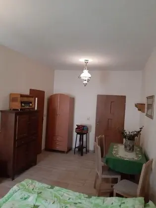 Standard Oda (6 guests)