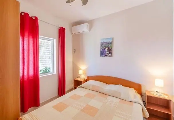 Apart Daire (Zak - 30m from beach - A1(4+2) Maks)