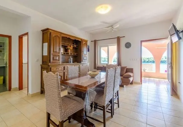 Apart Daire (Zak - 30m from beach - A1(4+2) Maks)