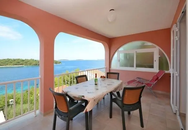 Apart Daire (Zak - 30m from beach - A3(2+2) Franka)