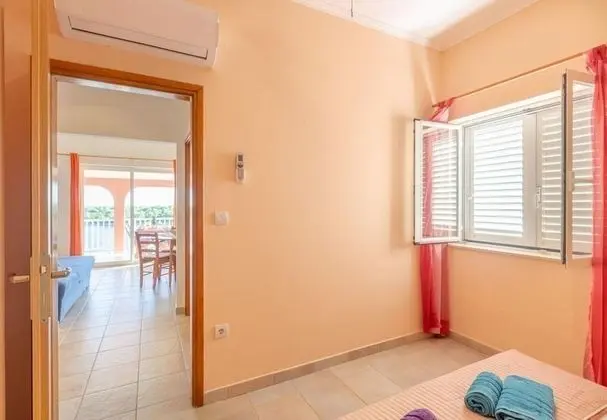 Apart Daire (Zak - 30m from beach - A5(2+2) Iva)