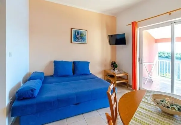 Apart Daire (Zak - 30m from beach - A5(2+2) Iva)