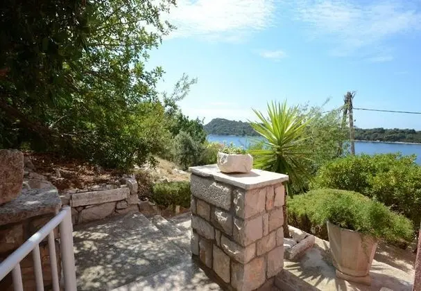 Apart Daire (Zak - 30m from beach - A5(2+2) Iva)
