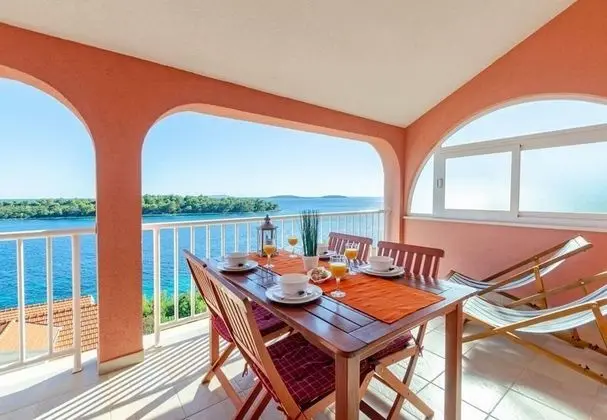 Apart Daire (Zak - 30m from beach - A5(2+2) Iva)