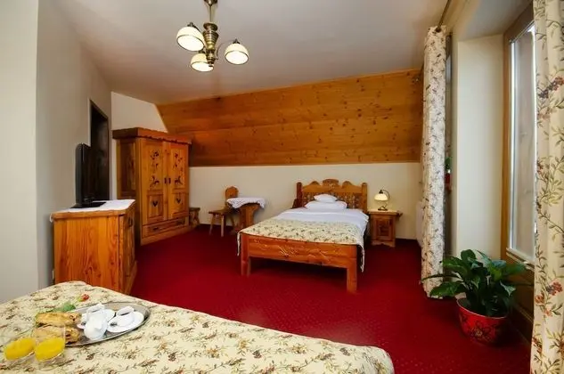 Premium Üç Kişilik Oda