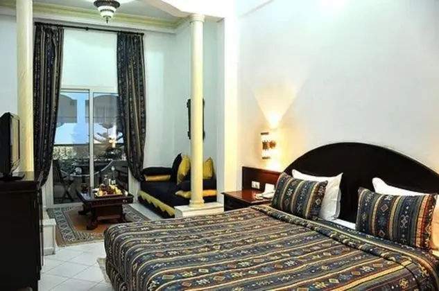 Deluxe Tek Büyük veya İki Ayrı Yataklı Oda