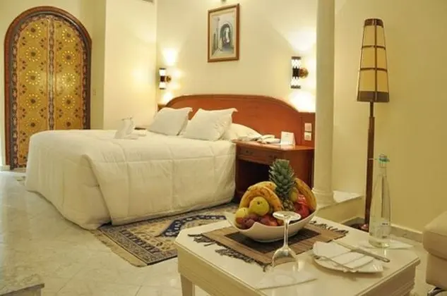 Luxury Tek Kişilik Oda, 1 Tek Kişilik Yatak, Balkon, Bahçe Manzaralı