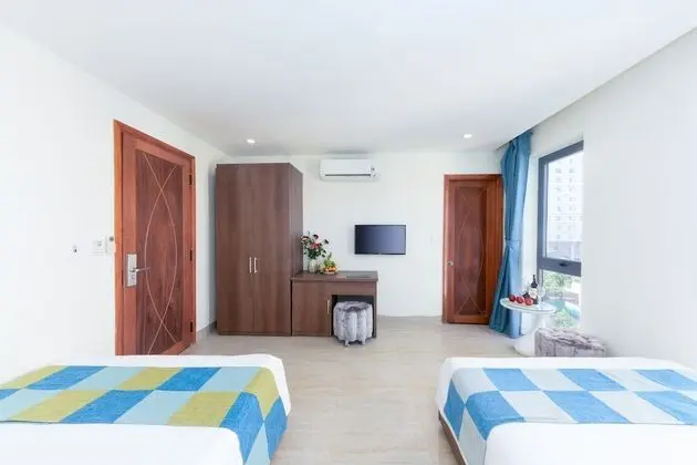 Deluxe Üç Kişilik Oda, Şehir Manzaralı