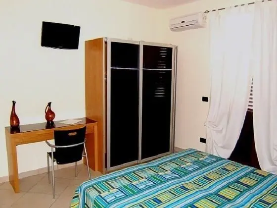 Comfort Tek Büyük Yataklı Oda