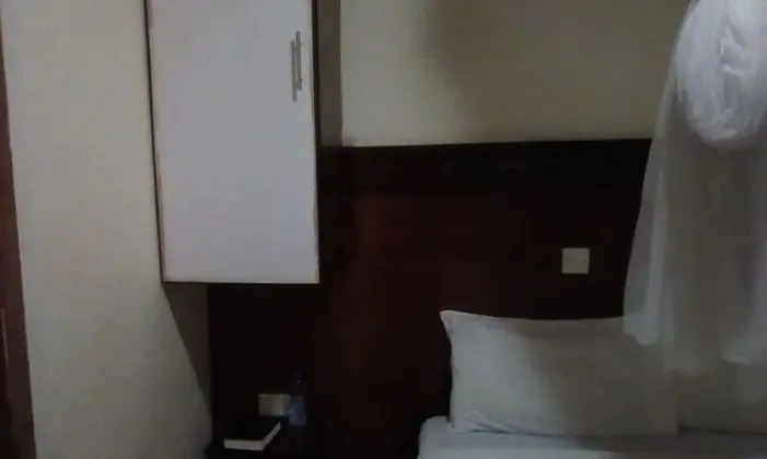Tek Kişilik Oda
