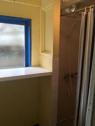 Standard Ortak Ranzalı Oda, Sadece kadınlar için, Sigara İçilmez