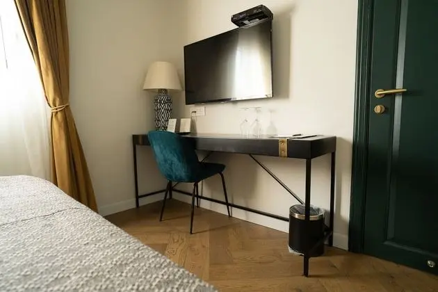 Comfort Tek Büyük Yataklı Oda