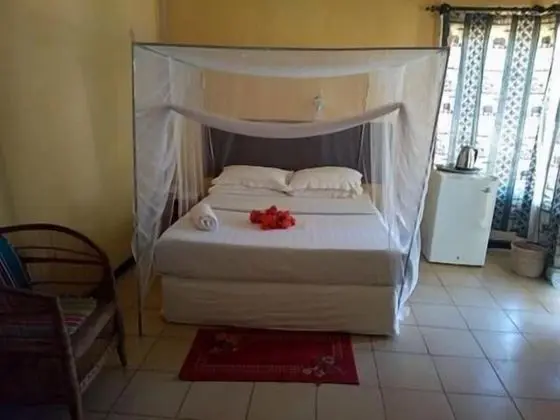 Tek Büyük Yataklı Oda, Bahçe Manzaralı
