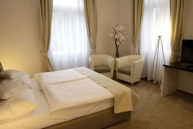 Deluxe Tek Büyük veya İki Ayrı Yataklı Oda