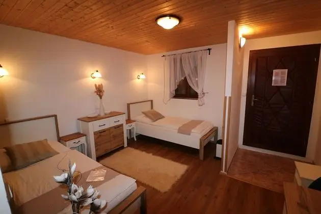 Design Tek Büyük veya İki Ayrı Yataklı Oda