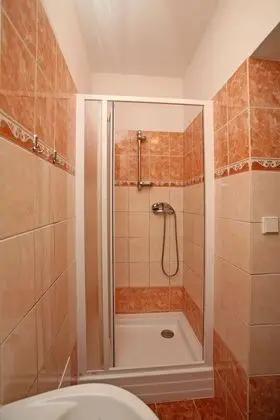 Apart Daire, 2 Yatak Odası (1)