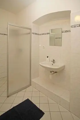 Apart Daire, 2 Yatak Odası (1)