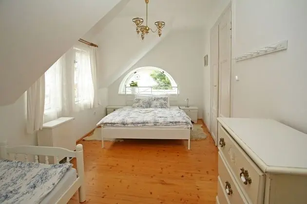 Apart Daire, 2 Yatak Odası (2)