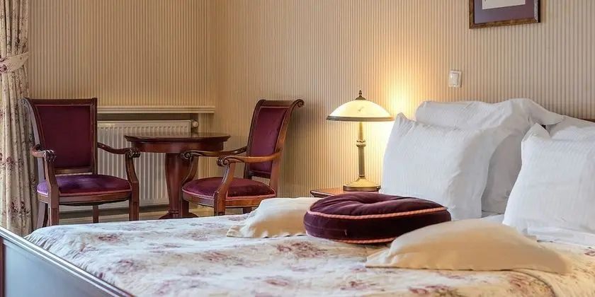 Superior Oda, 1 Büyük (Queen) Boy Yatak ve Çekyat