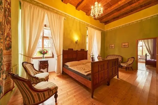 Deluxe Üç Kişilik Oda, Şömine, Bahçe Manzaralı