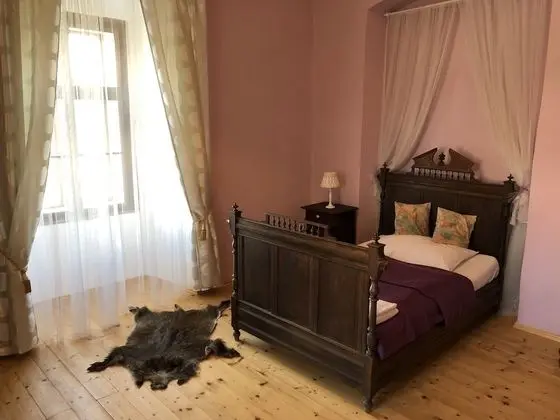 Deluxe Üç Kişilik Oda, Şömine, Bahçe Manzaralı