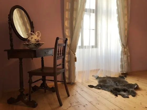 Deluxe Üç Kişilik Oda, Şömine, Bahçe Manzaralı