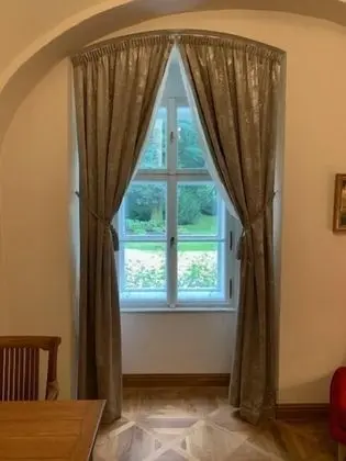 Family Apart Daire (separate bedroom, park view )