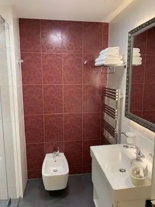 Family Apart Daire (separate bedroom, park view )
