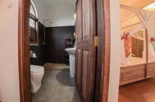 Honeymoon Süit, Havuz Manzaralı