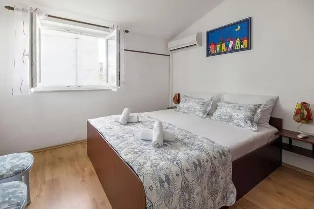 Apart Daire (Žana - 30 m from sea - A1(6+2))