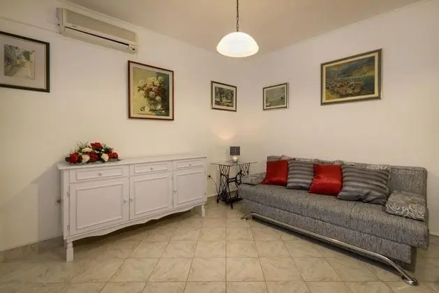 Apart Daire (Žana - 30 m from sea - A1(6+2))