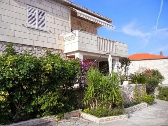 Apart Daire (Žana - 30m from beach - A1(4+2))