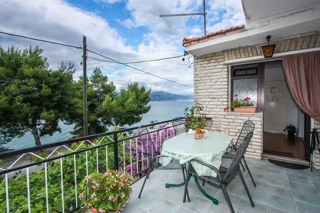 Apart Daire (Žana - close to beach - A1(5+1) Veli)
