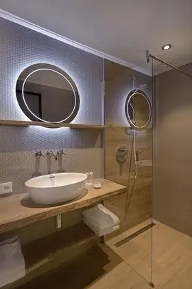 Luxury Apart Daire, 2 Yatak Odası, Denize Sıfır