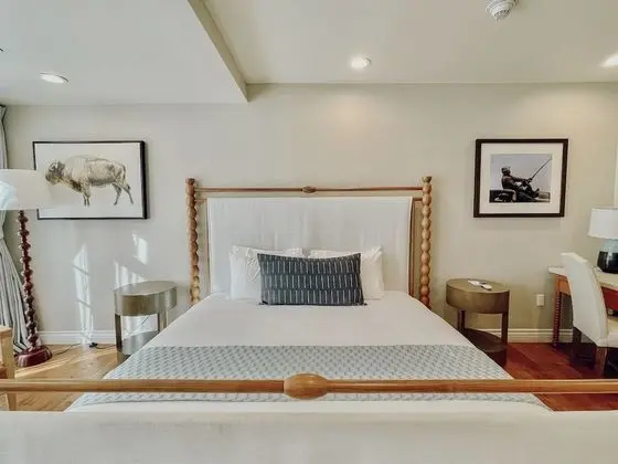 Deluxe Oda, 1 En Büyük (King) Boy Yatak