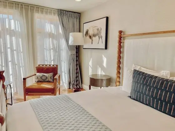 Deluxe Oda, 1 En Büyük (King) Boy Yatak