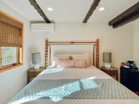 Standard Oda, 1 Büyük (Queen) Boy Yatak