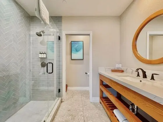 Tek Kişilik Oda, Okyanus Manzaralı