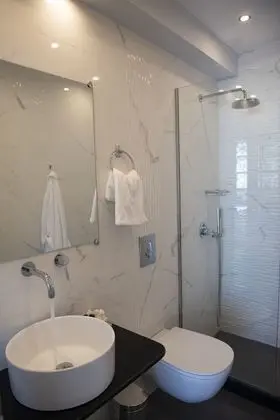 Deluxe Suite with Sea View